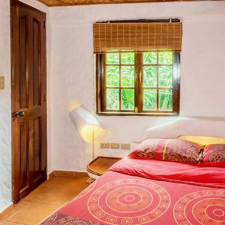 Atlantis Dive Resort Puerto Galera Δωμάτιο φωτογραφία