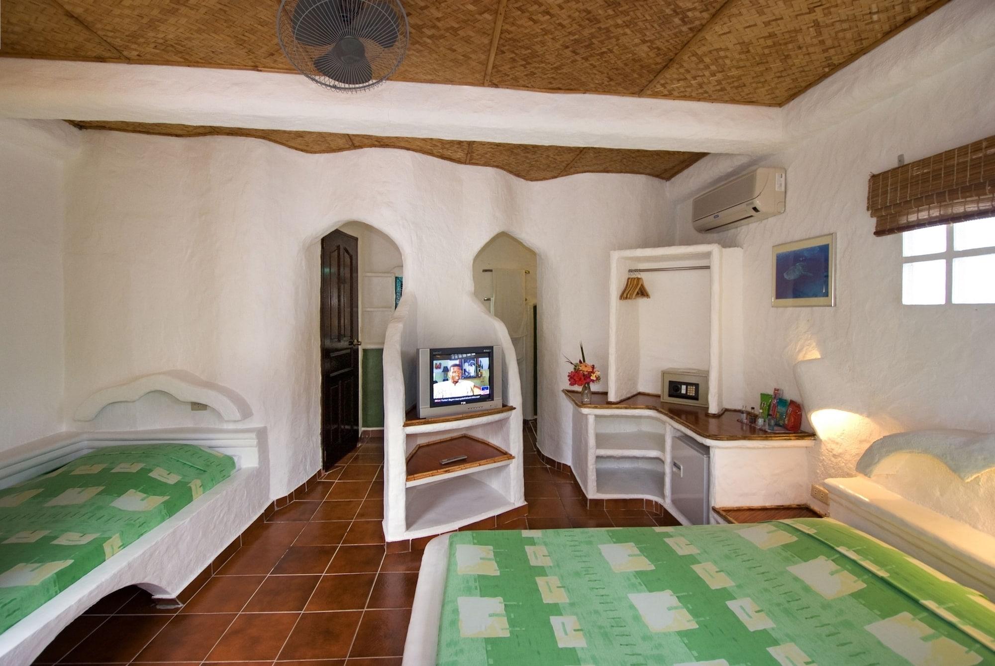 Atlantis Dive Resort Puerto Galera Εξωτερικό φωτογραφία