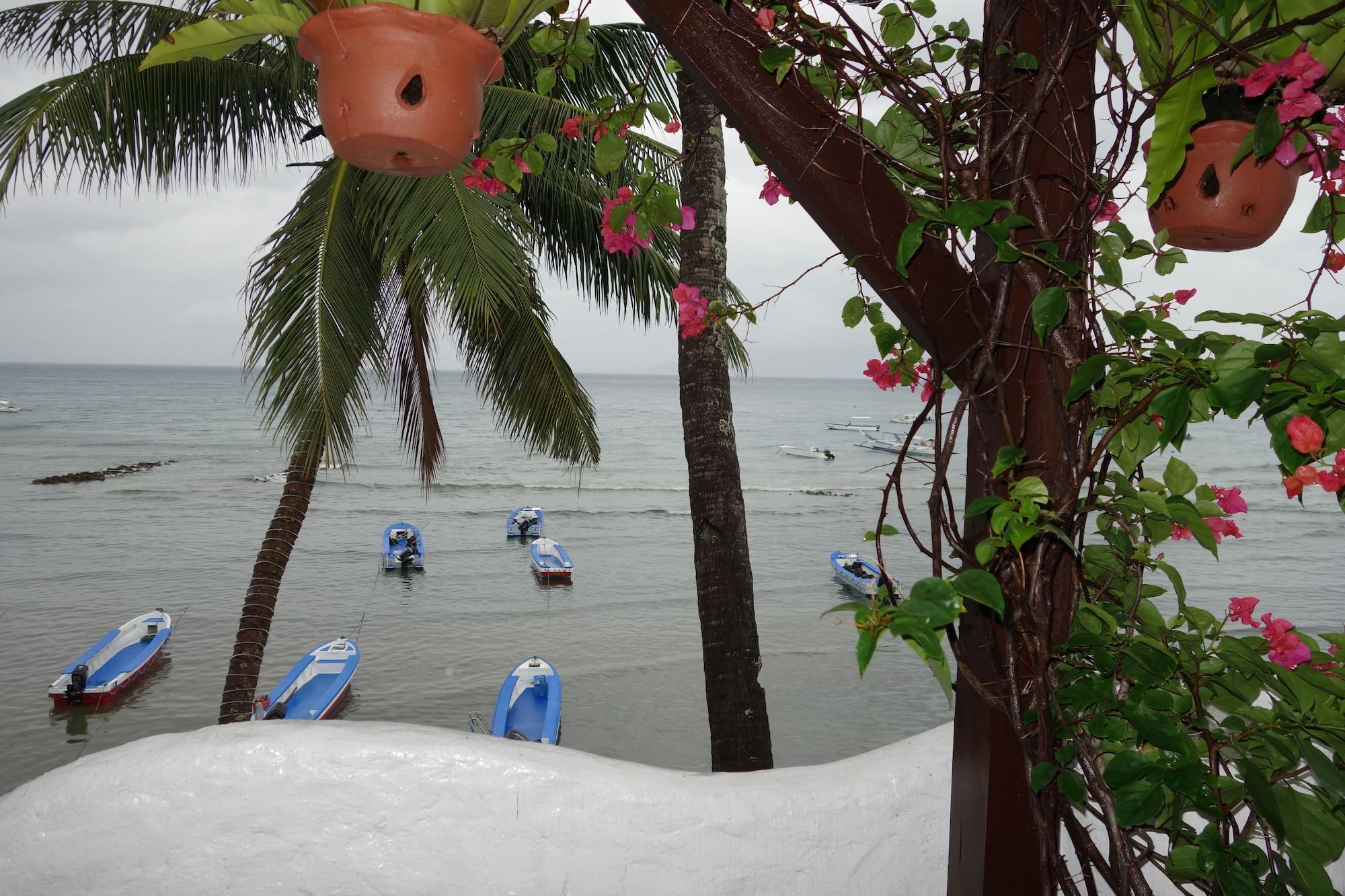 Atlantis Dive Resort Puerto Galera Εξωτερικό φωτογραφία