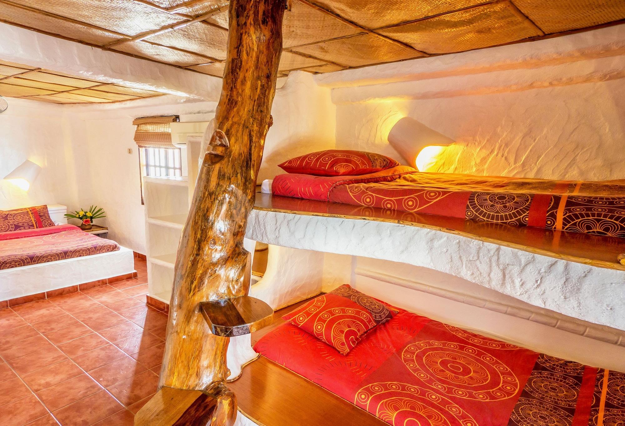 Atlantis Dive Resort Puerto Galera Εξωτερικό φωτογραφία