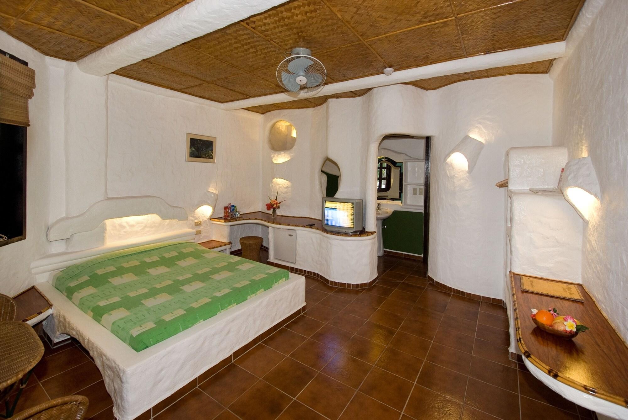 Atlantis Dive Resort Puerto Galera Εξωτερικό φωτογραφία