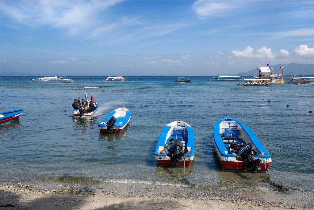 Atlantis Dive Resort Puerto Galera Εξωτερικό φωτογραφία